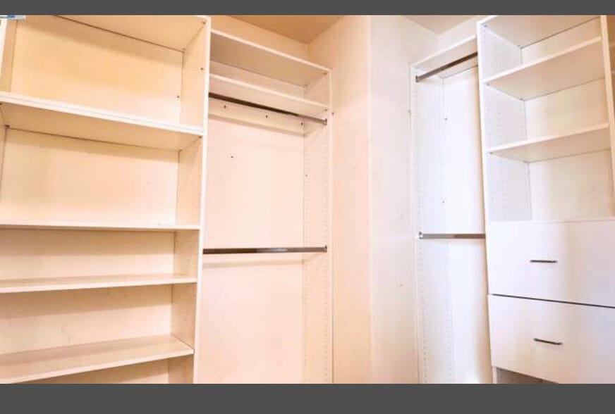 Building Photo - 5247 Agapanthus Ct