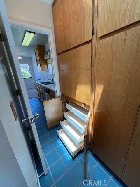 Building Photo - 361 Harvey St