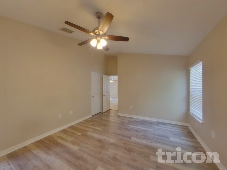 Building Photo - 3408 Heath Dr