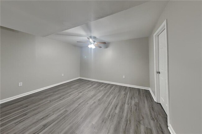 Building Photo - 20 Tracey Ln