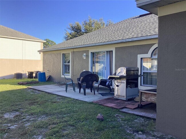 Building Photo - 134 Inconnu Ct