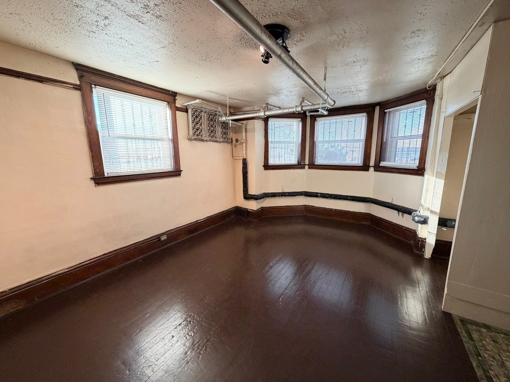 Building Photo - 7405 Detroit Ave