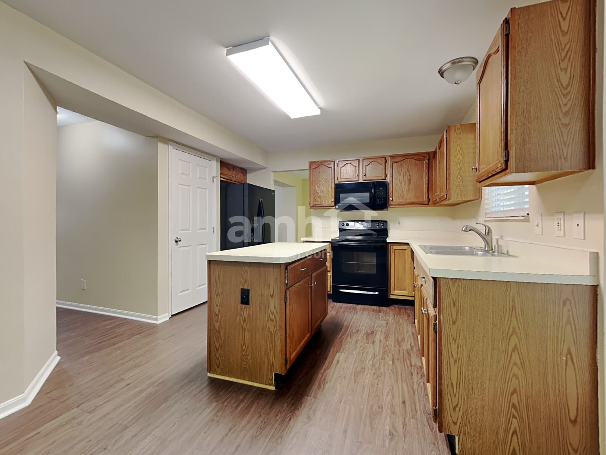 Building Photo - 532 Sugar Maple Ct