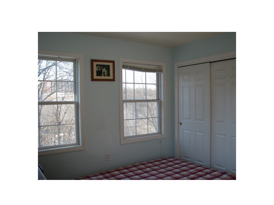 Building Photo - 444 Plantation St