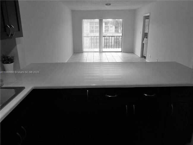 Building Photo - 7901 S Colony Cir