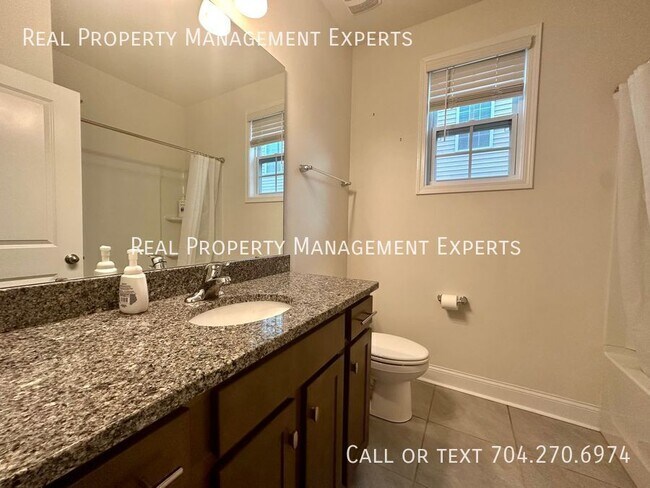 Building Photo - 2166 Black Forest Cove