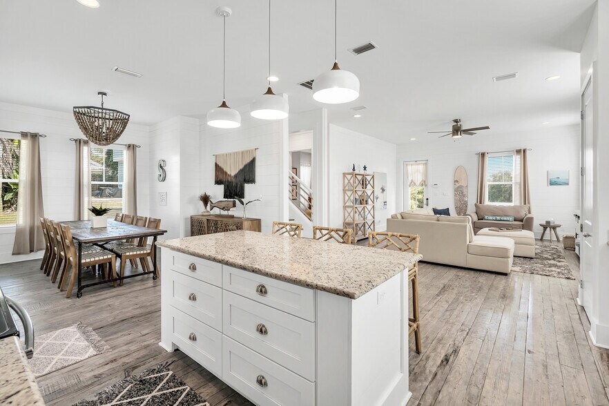 Building Photo - 35 Abbie Rd