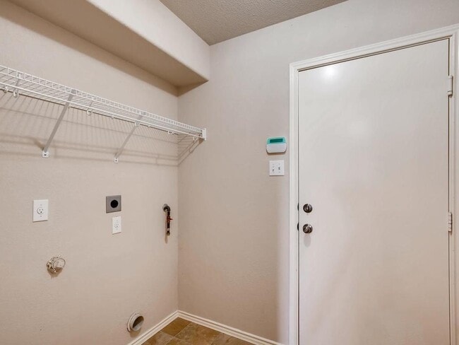 Building Photo - 2736 Herrington Cove