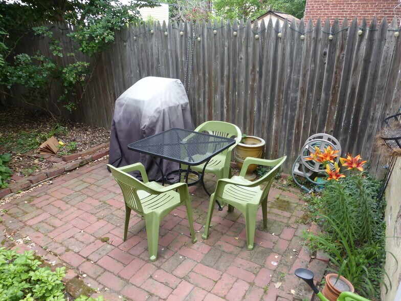 Patio - 1528 Marion St NW