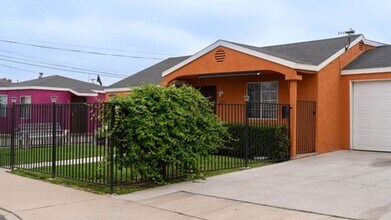 Building Photo - 2 bed, 1 bath