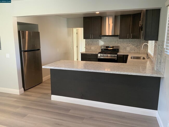 Building Photo - 2680 Appian Way