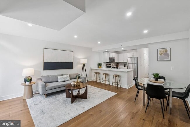 Building Photo - 800 4th St SW