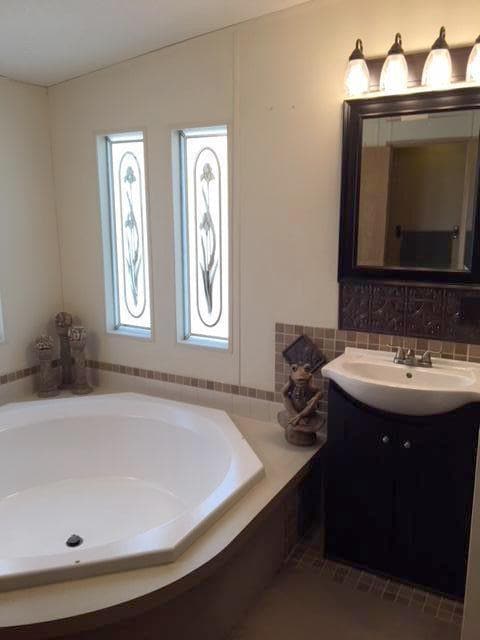 Building Photo - 1617 Ridge Dr