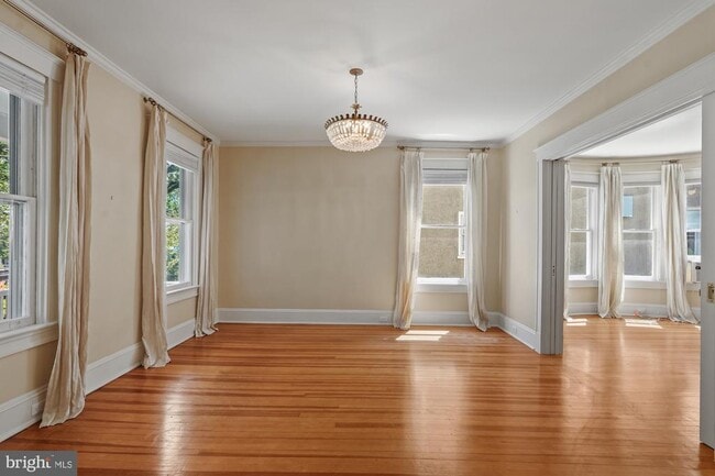 Building Photo - 5602 39th St NW