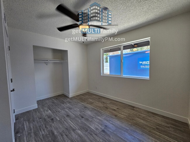 Building Photo - 2535 W Missouri Ave