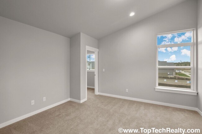 Building Photo - Gorgeous Modern New Construction 3BD · 2.5...