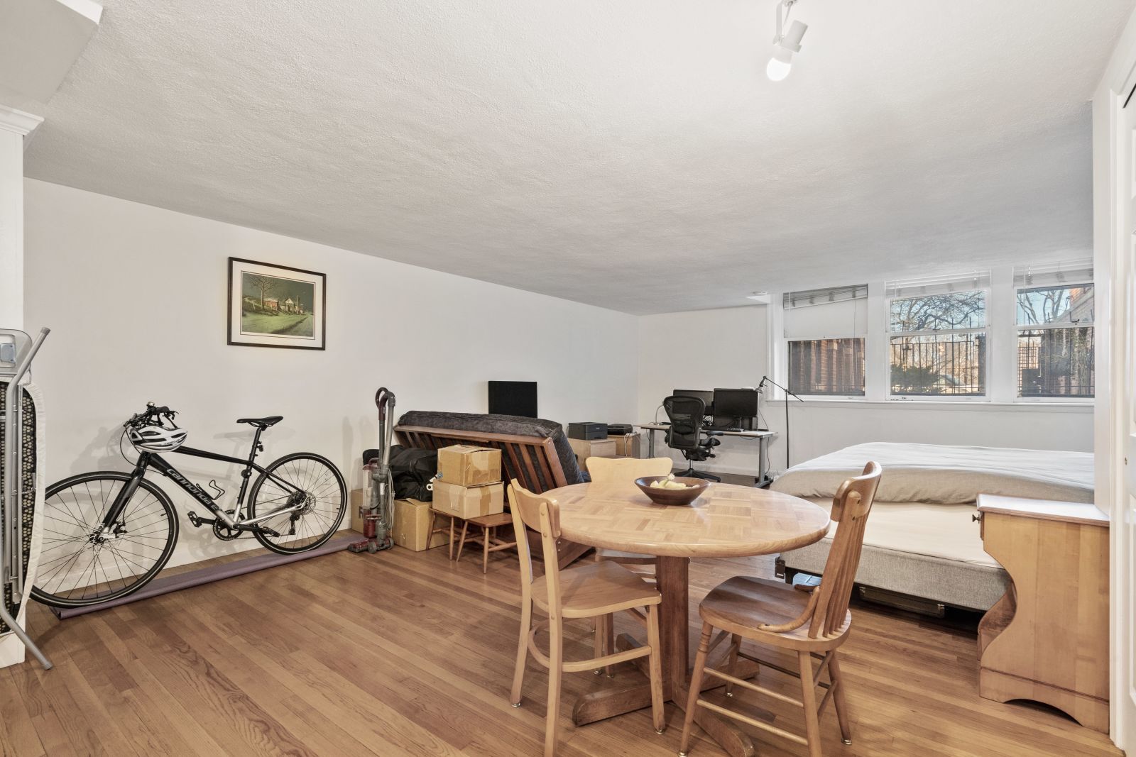 Building Photo - 260 Beacon St