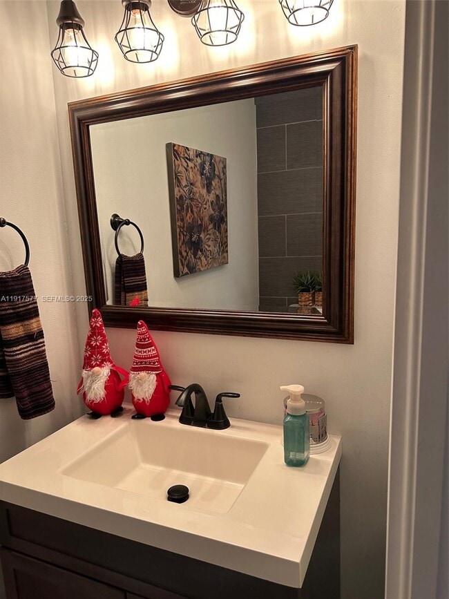 Building Photo - 15845 SW 153rd Ave