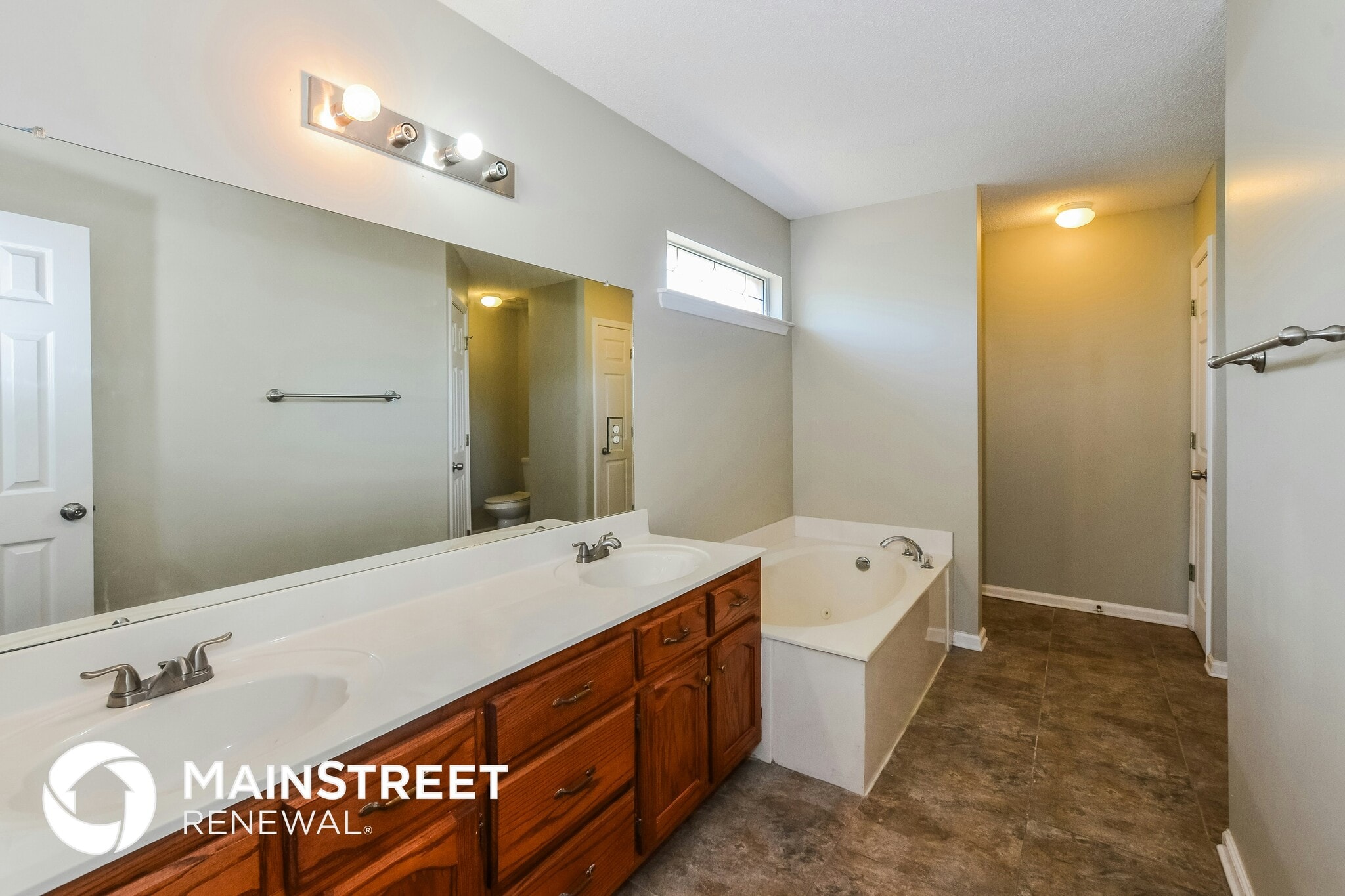 Building Photo - 6198 Braybourne Main