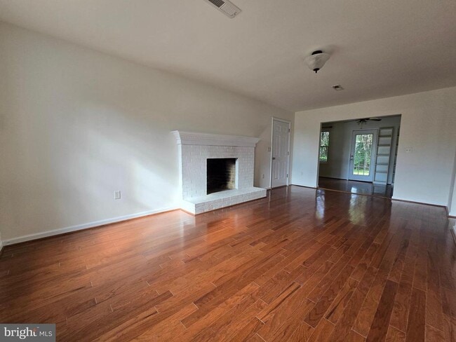 Building Photo - 68 Liberto Ln