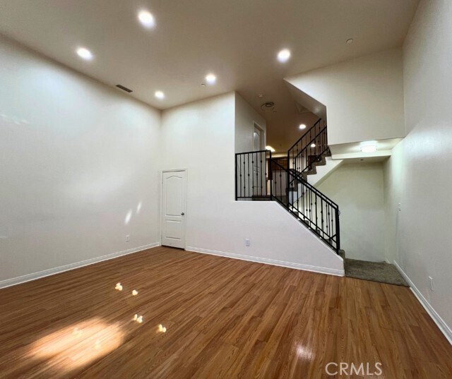 Building Photo - 12368 Osborne St