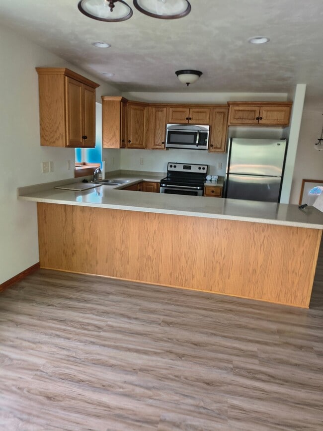 Building Photo - 1059 Rock Ledge Ln