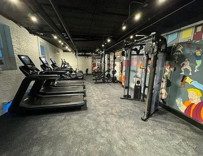 Building Photo - 2750 N Hampden Ct