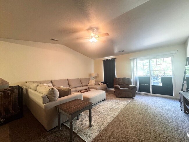 Building Photo - 20924 Hartsburg Ln