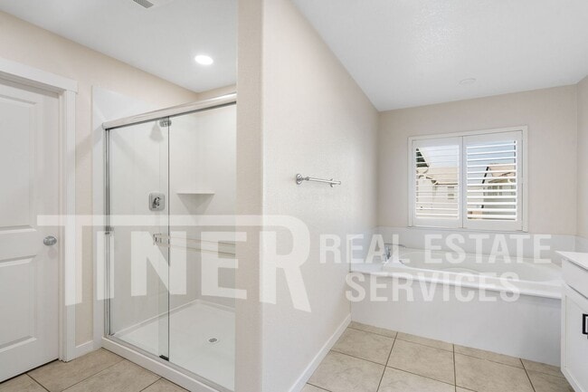 Building Photo - 632 Whitewater Wy