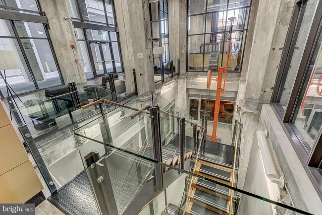 Building Photo - 1200 Steuart St