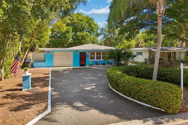 Building Photo - 5857 4th Ave N