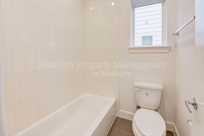 Building Photo - 1743 Eado Point Ln