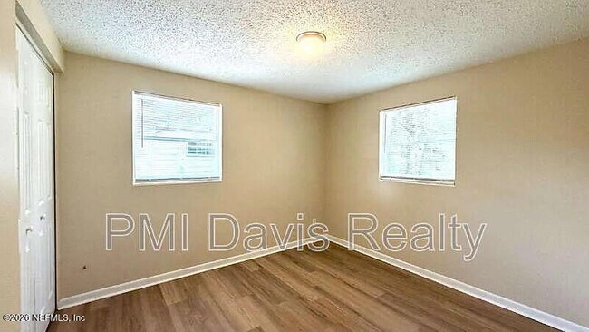 Building Photo - 10726 Merida Dr