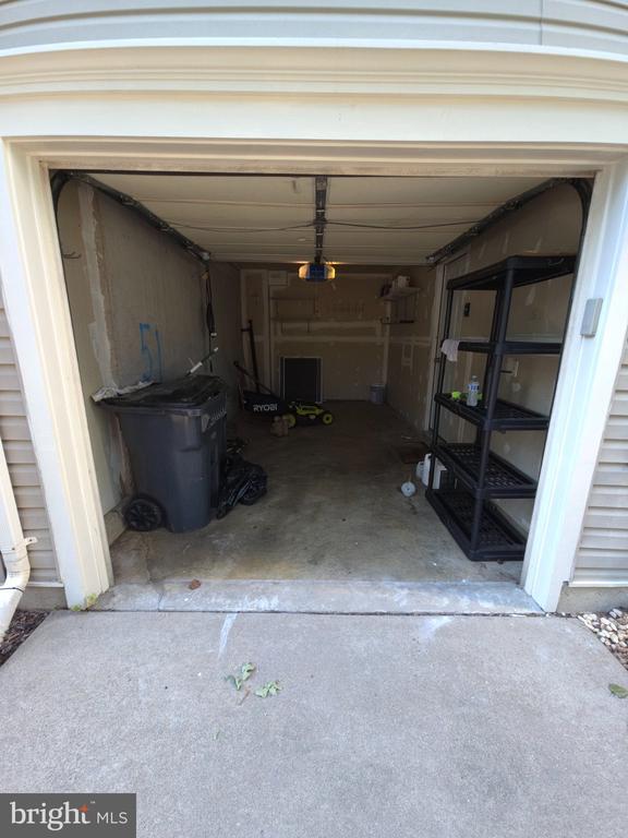Building Photo - 4703 Colonnade Way