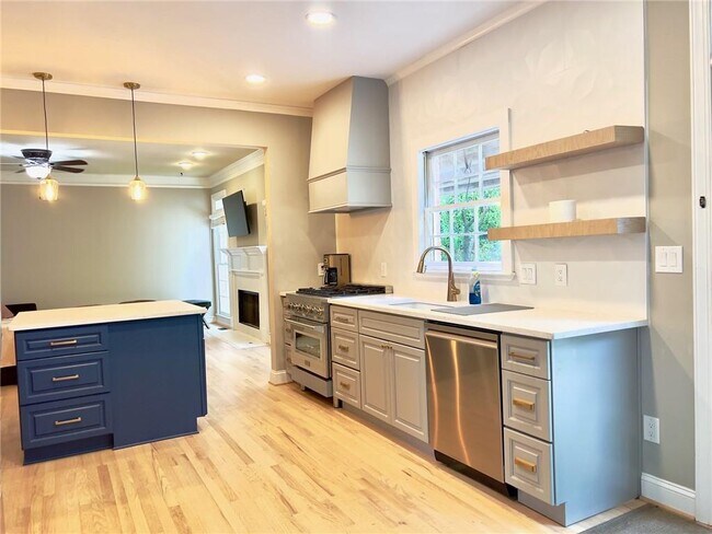 Building Photo - 2134 Briarlake Trace