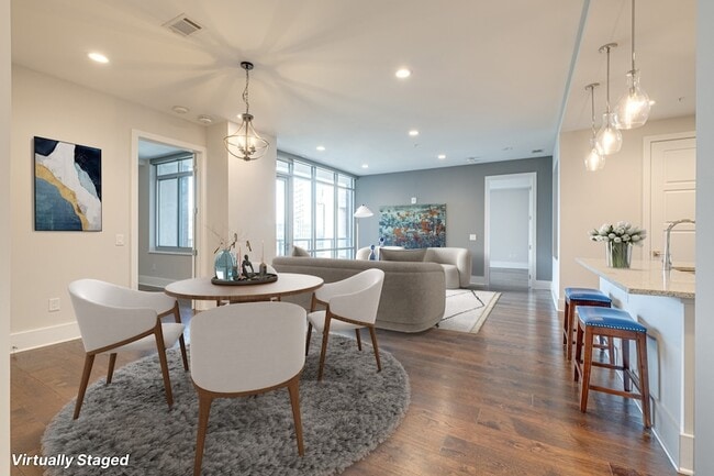 Building Photo - 20 Rutledge St