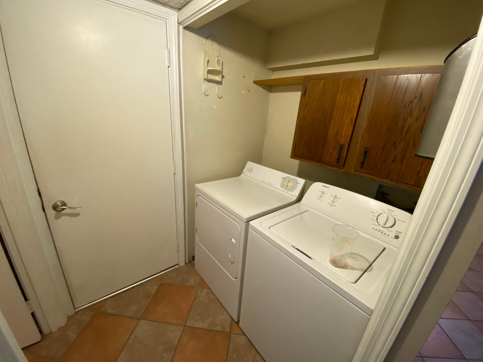 Building Photo - 108 Burwash Ave