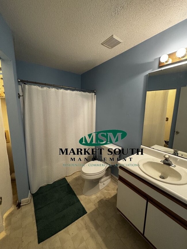 Building Photo - 212 Sugar Mill Dr
