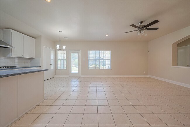 Building Photo - 9407 Dora Meadows Dr