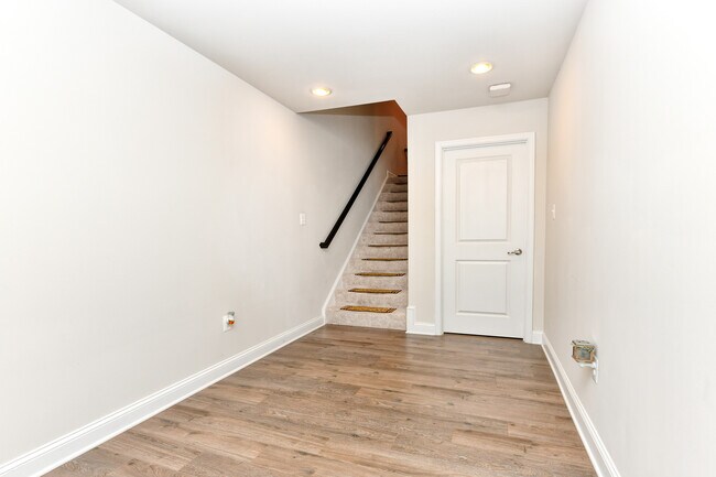 Lower Level Stairs - 36015 Auburn Way