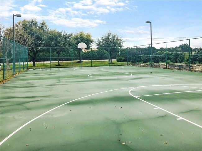 Building Photo - 903 Peyton Pl