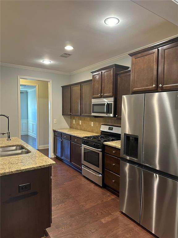 Building Photo - 1889 Bethel Trce