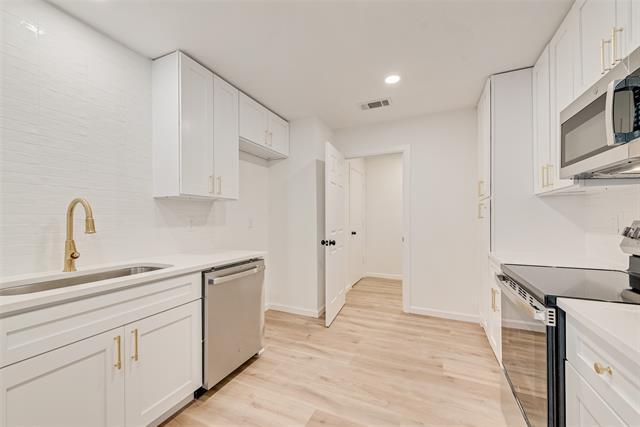 Building Photo - 1933 Garden Crest Ln