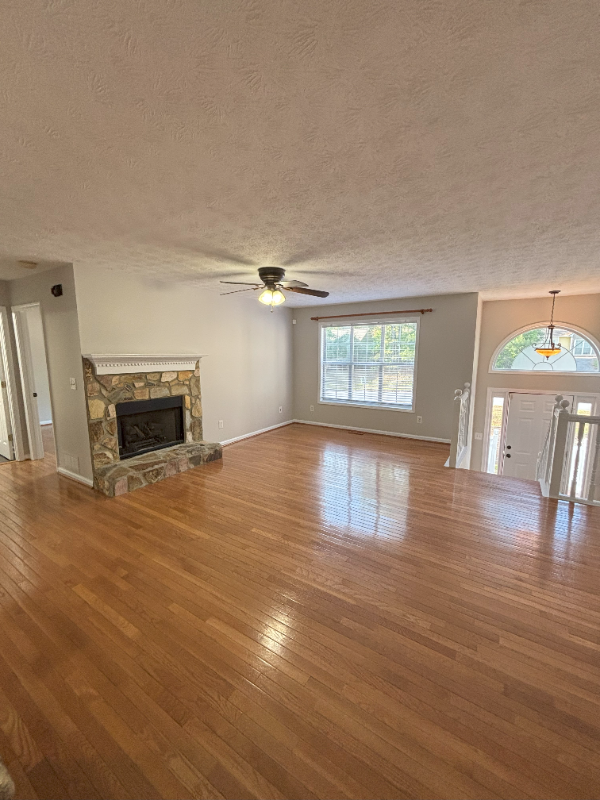 Building Photo - 4819 Woodlands Pkwy
