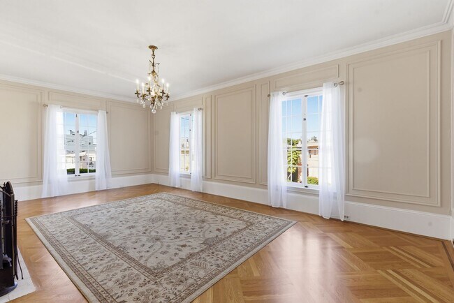 Building Photo - 501-503 Mandana Blvd