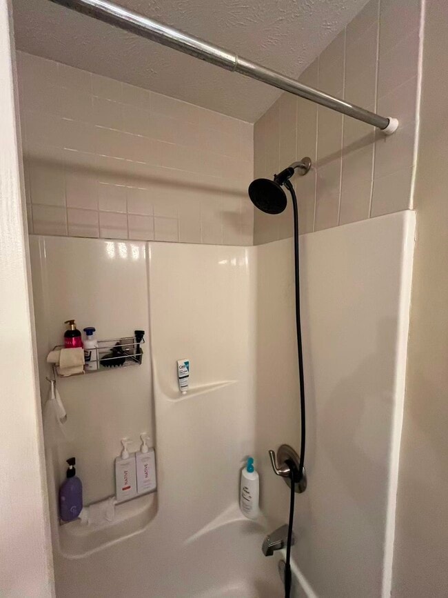 Building Photo - 3626 White Pine Dr