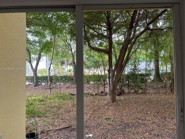 Building Photo - 3334 NE 3rd Dr