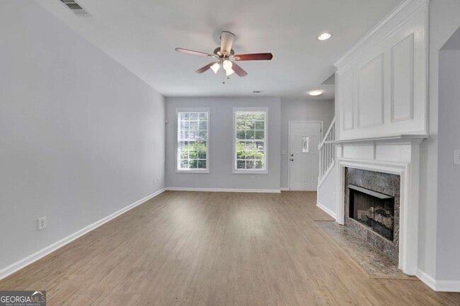 Building Photo - 13491 Spring View Dr