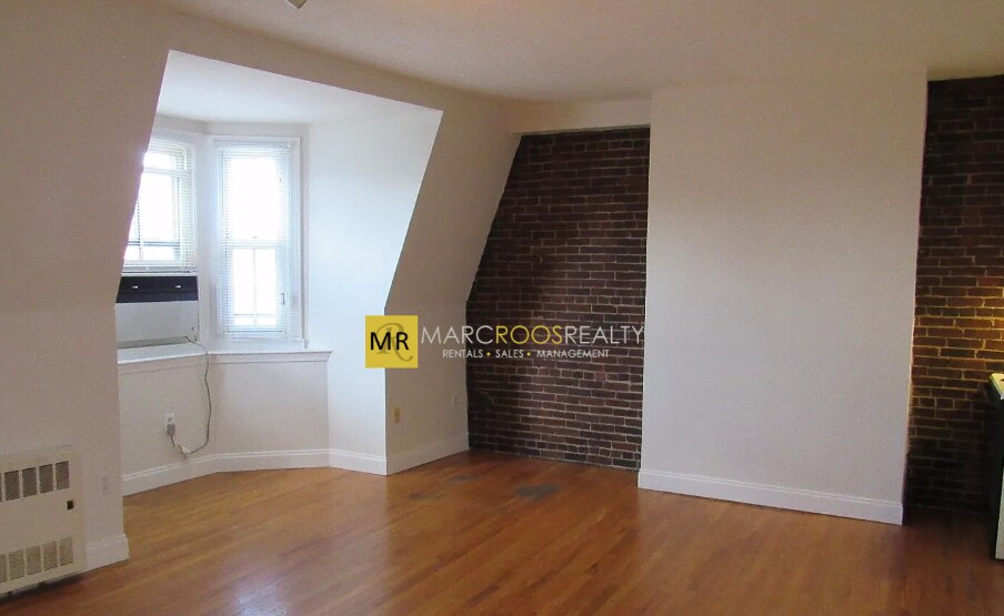 Building Photo - 676 Tremont St