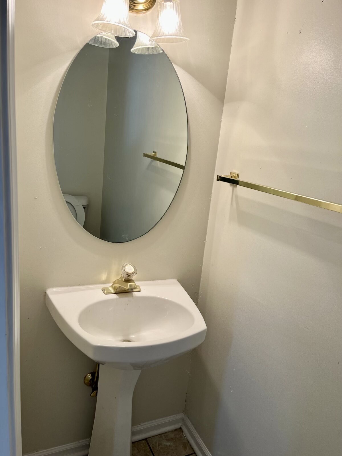 Building Photo - 506 Beals St